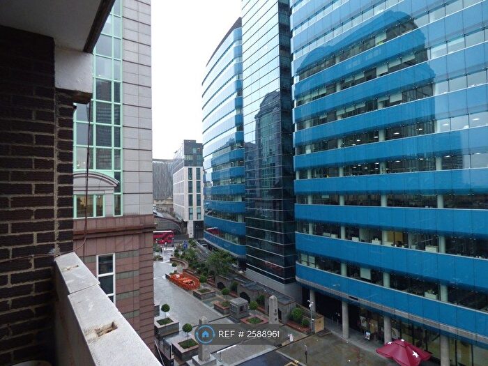 Studio To Rent In Spitalfields, London, E1