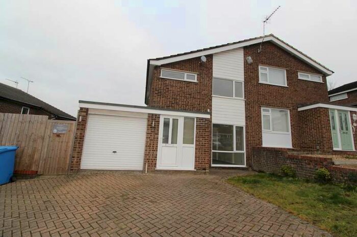 3 Bedroom Semi-Detached House To Rent In Silverdale Close, Ipswich, Suffolk, IP1