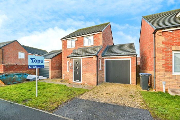 3 Bedroom Detached House For Sale In Middlebeck Close, Middlesbrough, TS3