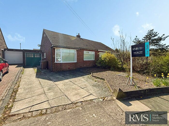 2 Bedroom Bungalow For Sale In Canterbury Way, Newcastle Upon Tyne, NE13