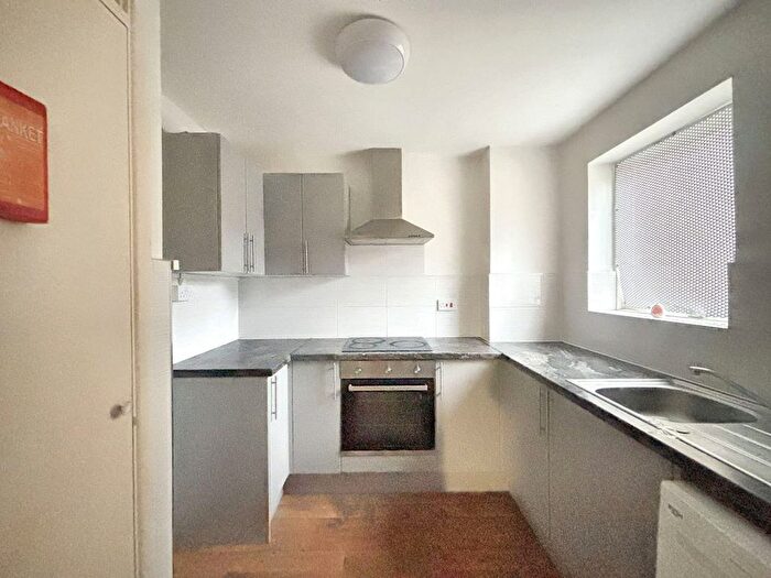 1 Bedroom Flat For Sale In Flat Willoughby Mews, Willoughby Lane, London, N17