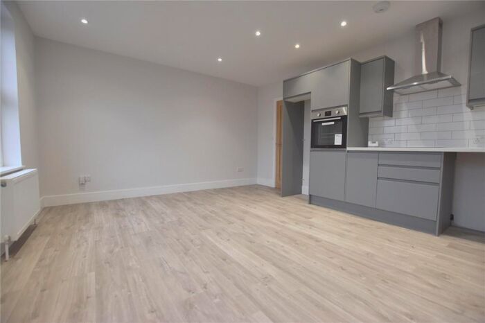 2 Bedroom Apartment To Rent In Arundel Road, Croydon, CR0