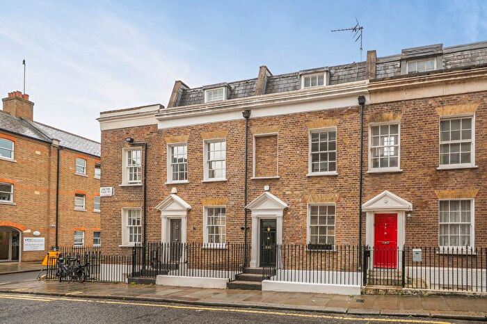 3 Bedroom Terraced House For Sale In Junction Place, Paddington, W2
