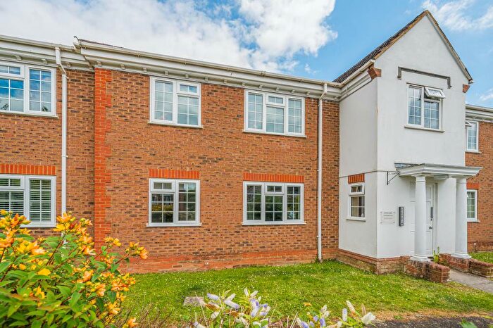 1 Bedroom Apartment To Rent In Kingfisher Way, Biceter, OX26