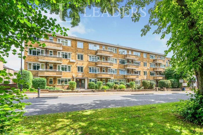1 Bedroom Flat To Rent In Dornan House, The Avenue, Southampton, SO17