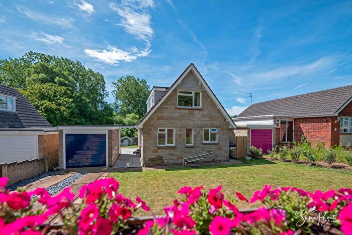 4 Bedroom Detached Bungalow For Sale In Cliff Close (Off Quay Lane), Brading, PO36