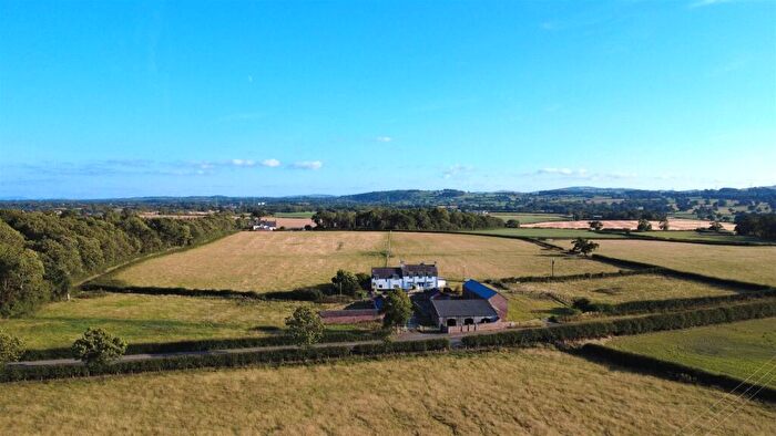 7 Bedroom Property For Sale In Bodelwyddan Road, Rhuddlan, Rhyl, LL18