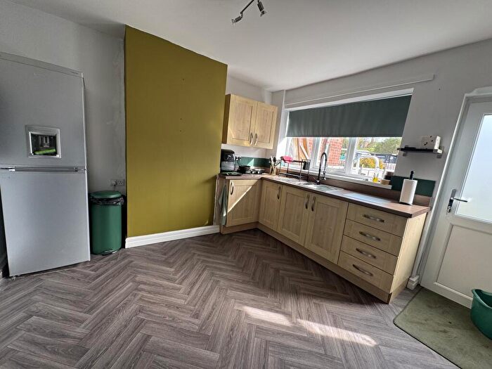 2 Bedroom House To Rent In Morland Road, B43