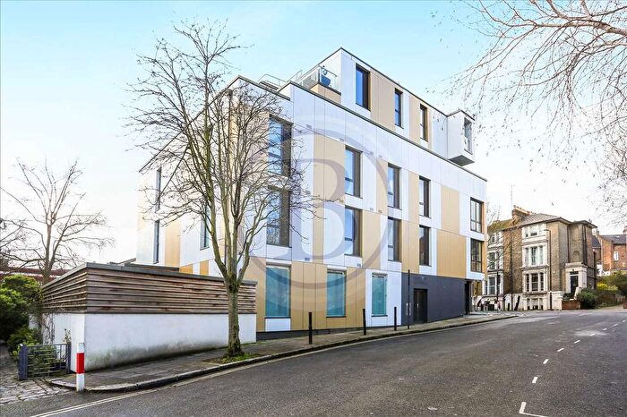 1 Bedroom Flat For Sale In The Junction, Junction Road, London, N19