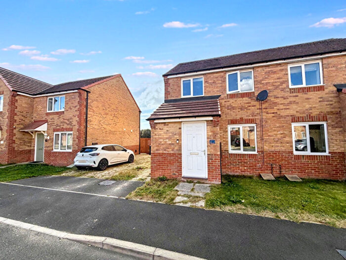 3 Bedroom Semi Detached House For Sale In Henry Street, Hetton-le-Hole, Houghton Le Spring, Tyne And Wear, DH5