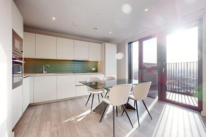 2 Bedroom Flat To Rent In New Kent Road, London, SE1