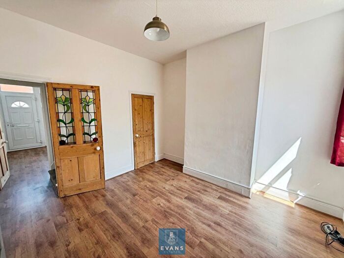 2 Bedroom Terraced House For Sale In Broomfield Road, Earlsdon, Coventry, CV5