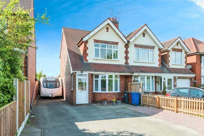 3 Bedroom Semi-Detached House For Sale In Lichfield Road, Barton Under Needwood, Burton-on-Trent, Staffordshire, DE13