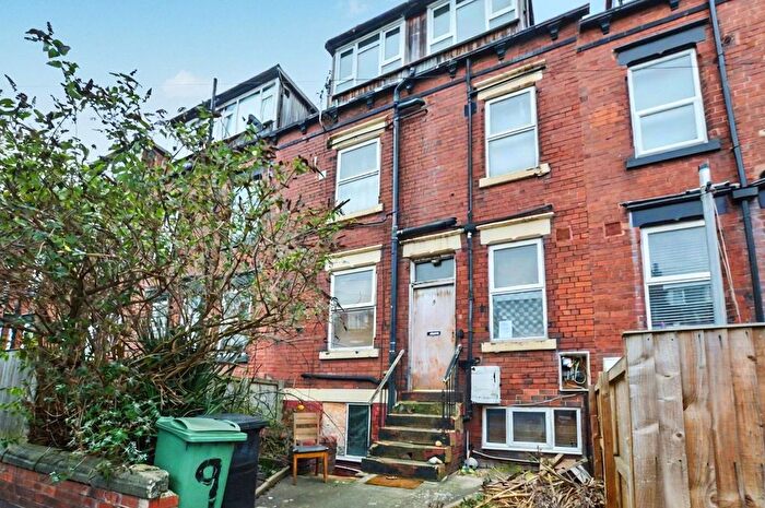 2 Bedroom Terraced House For Sale In Parkfield Mount, Leeds, West Yorkshire, LS11