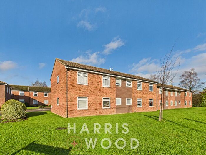 2 Bedroom Flat For Sale In Shortridge Court, Witham, Essex, CM8