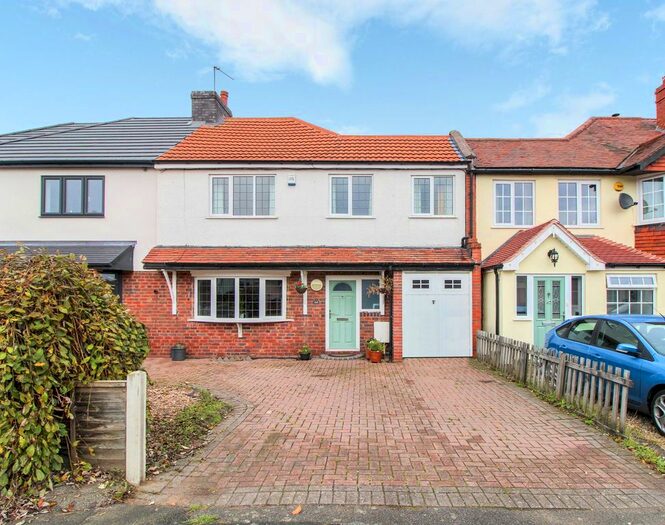 3 Bedroom Semi-Detached House For Sale In Silver Street, Wythall, Birmingham B47