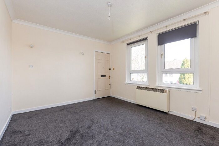 2 Bedroom Flat To Rent In Balgreen Park, Balgreen, Edinburgh, EH12