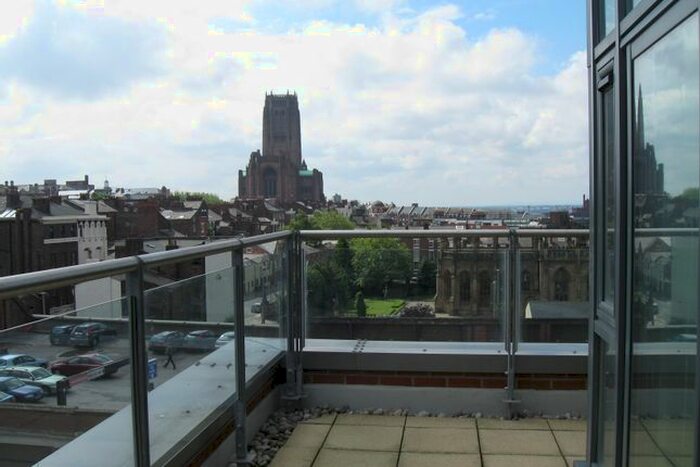 3 Bedroom Flat To Rent In City Gate, Oldham Street, Liverpool, L1