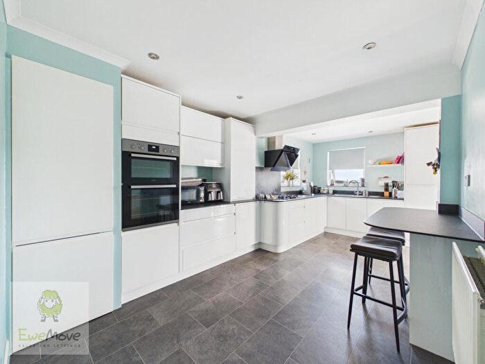 2 Bedroom Semi-Detached Bungalow For Sale In Marley Road, Hoo, Rochester, ME3