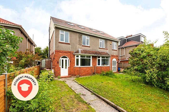6 Bedroom Semi Detached House To Rent In Monks Park Avenue, Southmead, Bristol, Bristol, BS7