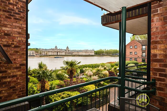 3 Bedroom Flat To Rent In Luralda Wharf, Docklands, London, E14