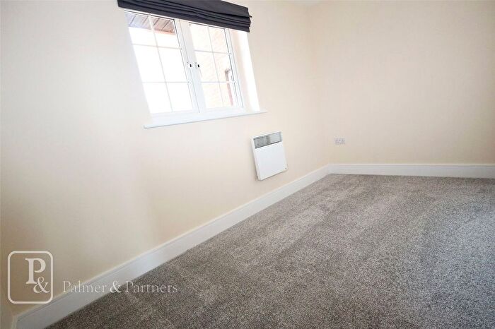 2 Bedroom Flat For Sale In Nelson Road, Clacton-On-Sea, Essex, CO15