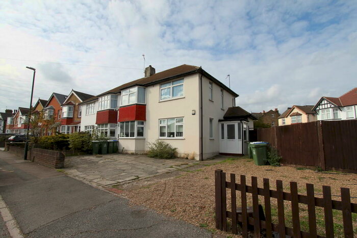 2 Bedroom Maisonette To Rent In Longlands Road, Sidcup, DA15