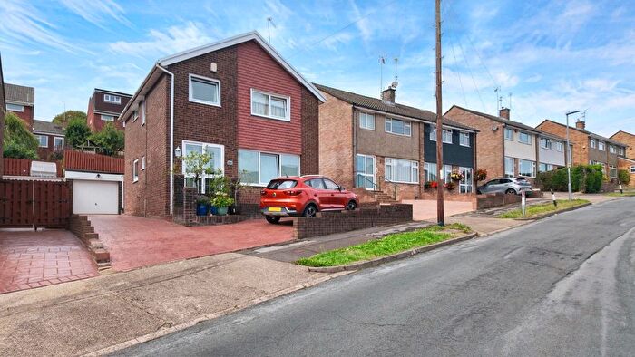 4 Bedroom Detached House For Sale In Cowslip Drive, Penarth, CF64