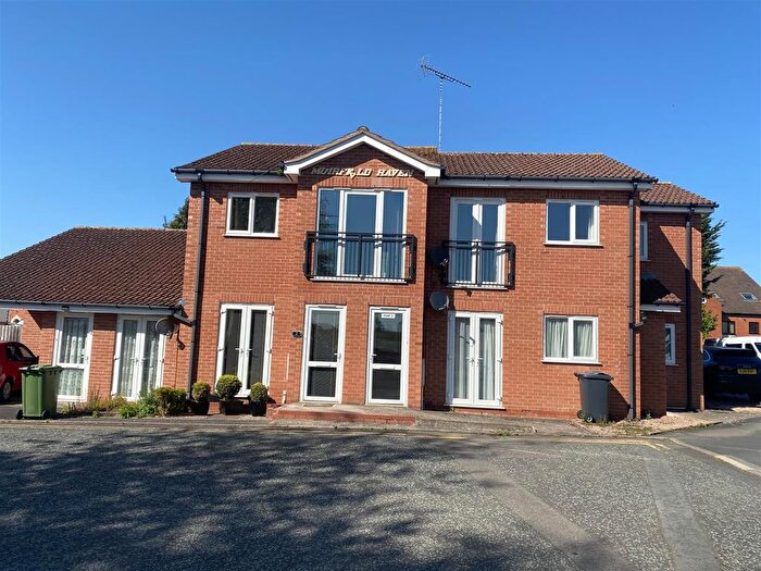 2 Bedroom Flat For Sale In St. Michaels Close, Stourport-On-Severn, DY13