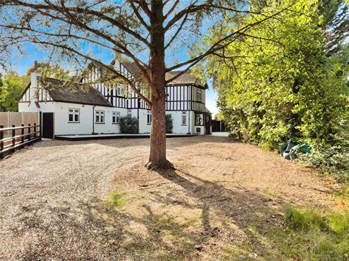 7 Bedroom Detached House For Sale In Main Road, Romford, RM2