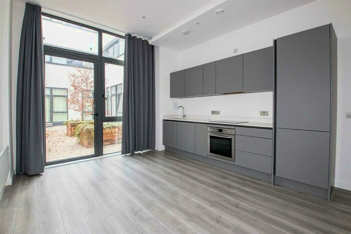 1 Bedroom Apartment To Rent In Capital Drive, Linford Wood, MK14