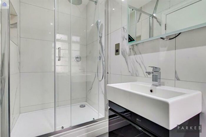 3 Bedroom House To Rent In Gloucester Place, London, NW1