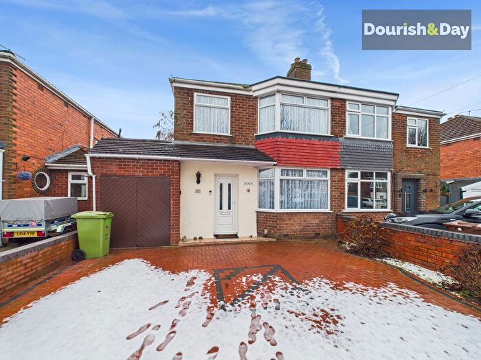 3 Bedroom Semi Detached House For Sale In Charnley Road, Stafford, ST16