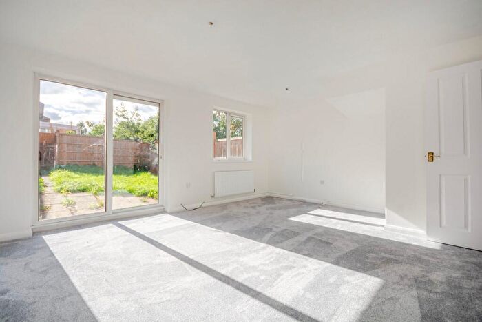 3 Bedroom Terraced House For Sale In Kappler Close, Netherfield, Nottingham, Nottinghamshire, NG4