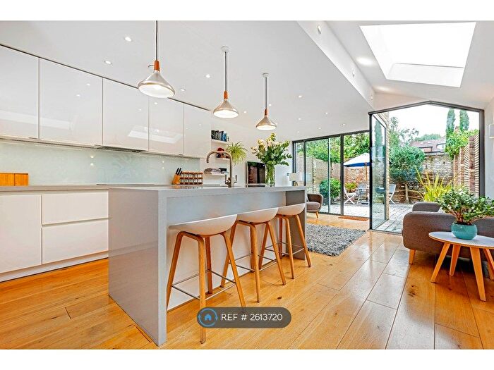 3 Bedroom Terraced House To Rent In Duke Road, London, W4