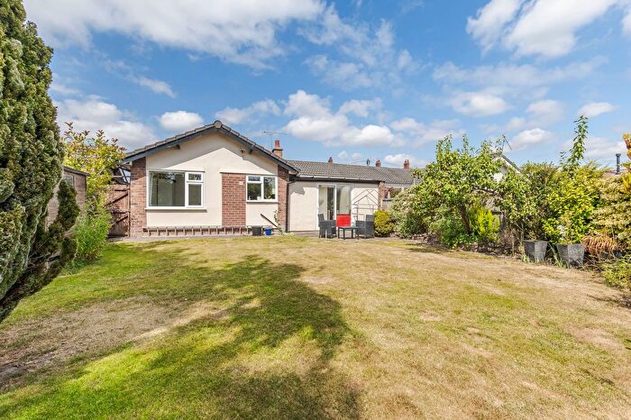 3 Bedroom Semi-Detached Bungalow For Sale In Hockenhull Lane, Tarvin, CH3