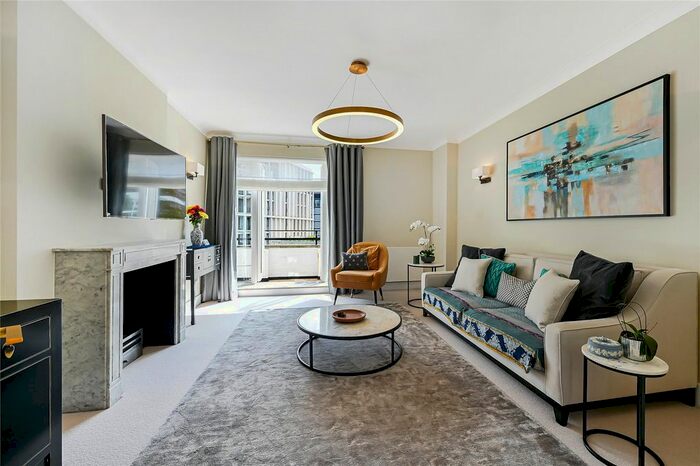 3 Bedroom Flat To Rent In Westminster Gardens, Marsham Street, Westminster, London, SW1P