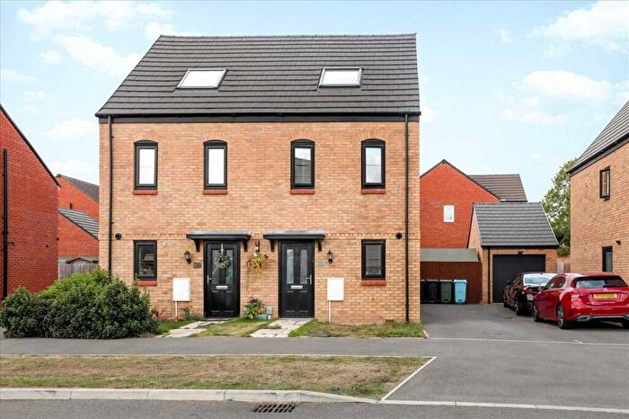3 Bedroom Semi-Detached House For Sale In Stockburn Road, Barton Seagrave, NN15