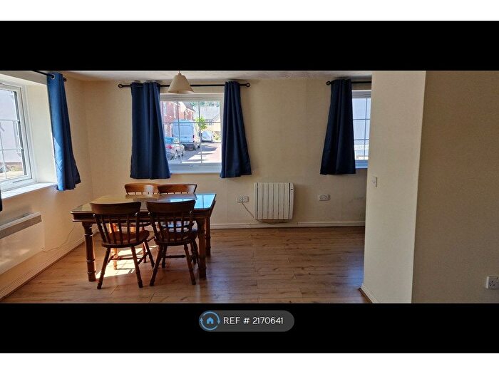 2 Bedroom Flat To Rent In Maria Court, Colchester, CO2