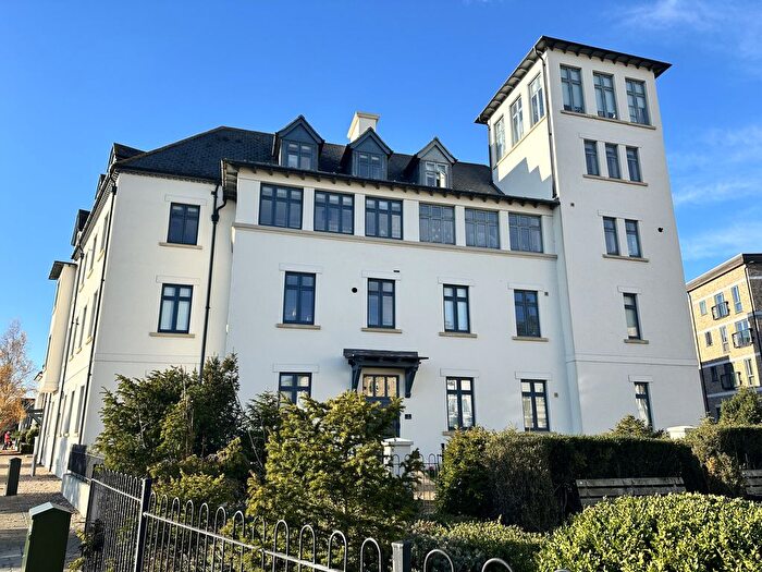 2 Bedroom Property To Rent In High Street, Northampton, Northamptonshire, NN5