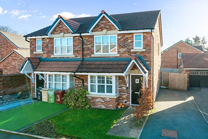 3 Bedroom Semi Detached House For Sale In Hollins Drive, Bolton, Lancashire, BL2