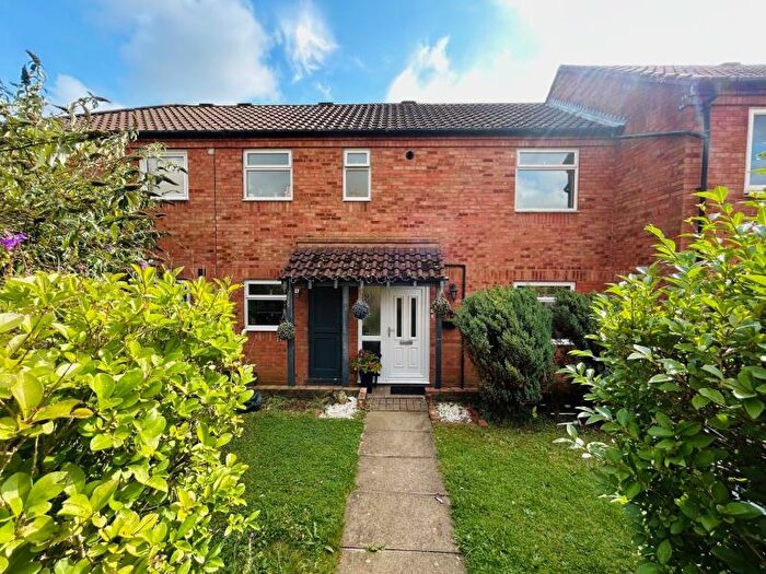 2 Bedroom Terraced House To Rent In Armourer Drive, Neath Hill, MK14