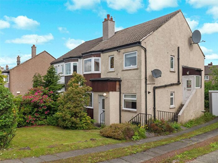 2 Bedroom Flat For Sale In Westbourne Crescent, Bearsden, Glasgow, East Dunbartonshire, G61