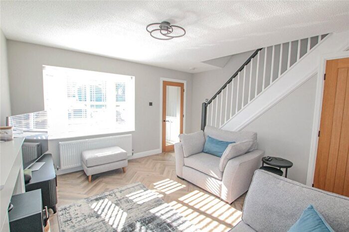 2 Bedroom Detached House To Rent In Sutton Way, Hadfield, Glossop, Derbyshire, SK13