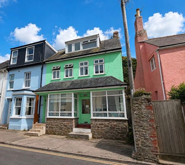 3 Bedroom Maisonette For Sale In C Milton Street, Brixham, TQ5