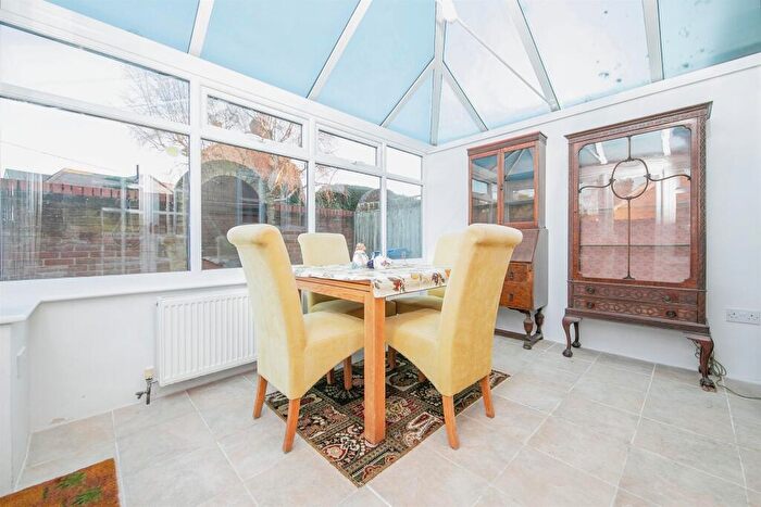 2 Bedroom End Of Terrace House For Sale In Meadow Lane, Sudbury, CO10