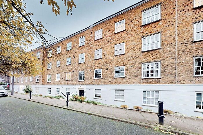 2 Bedroom Flat To Rent In John Spencer Square, London, N1