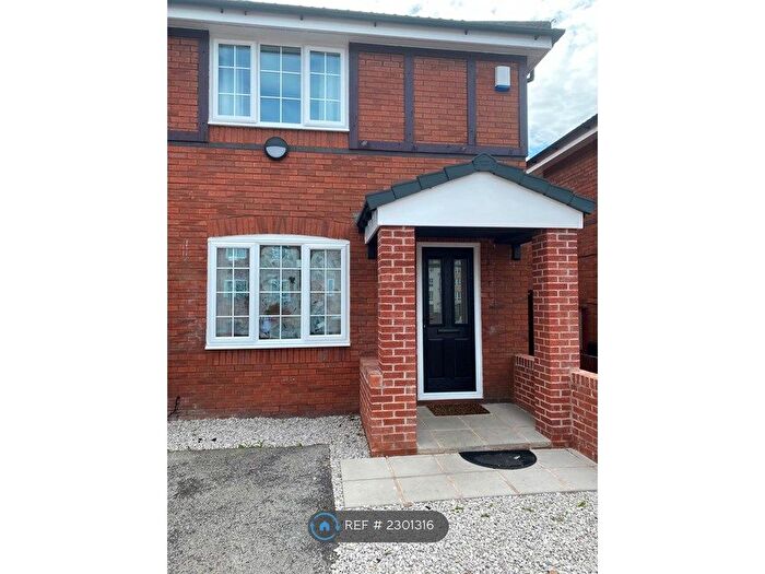 3 Bedroom Semi-Detached House To Rent In Burlington Street, Liverpool, L3