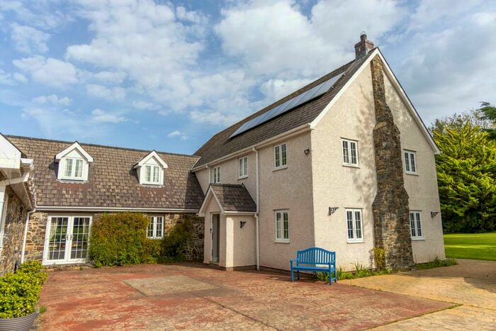 5 Bedroom Detached House For Sale In Cross Inn, Nr New Quay, SA44