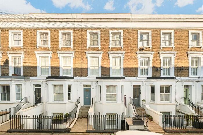 1 Bedroom Flat To Rent In Fernlea Road, London, SW12